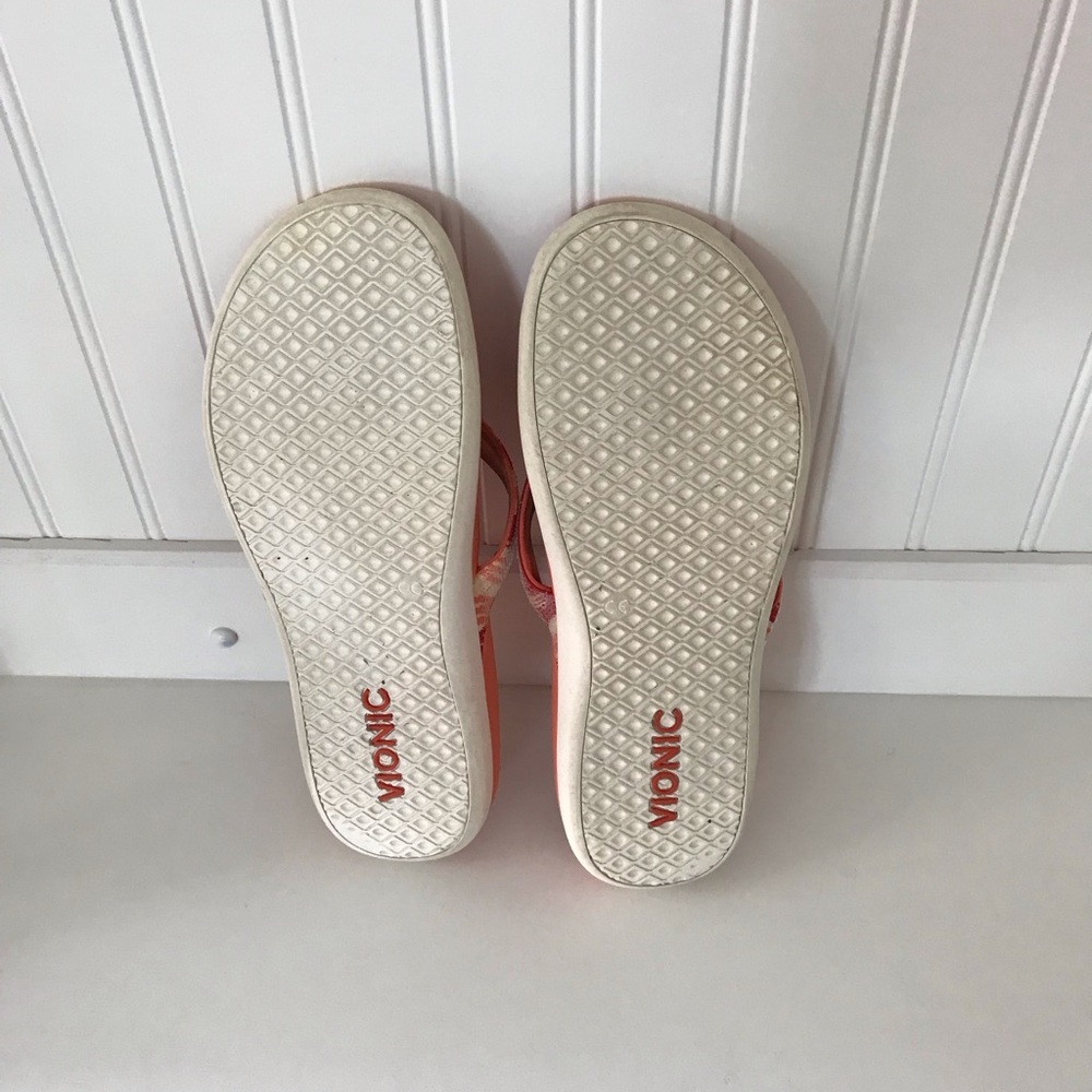Vionic Flip Flops - image 5